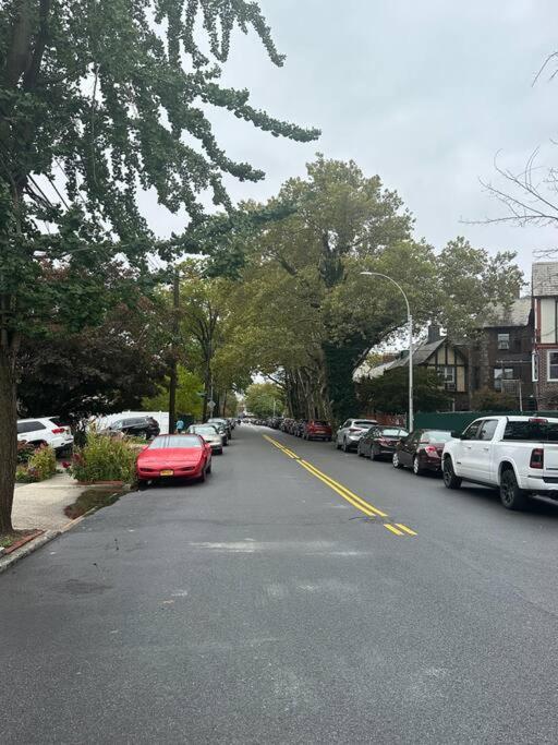 Appartamento Morris Park Area New York Esterno foto