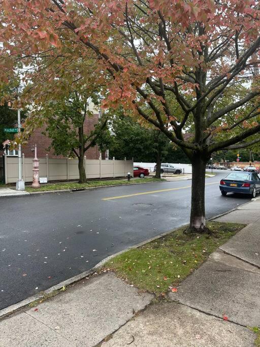 Appartamento Morris Park Area New York Esterno foto