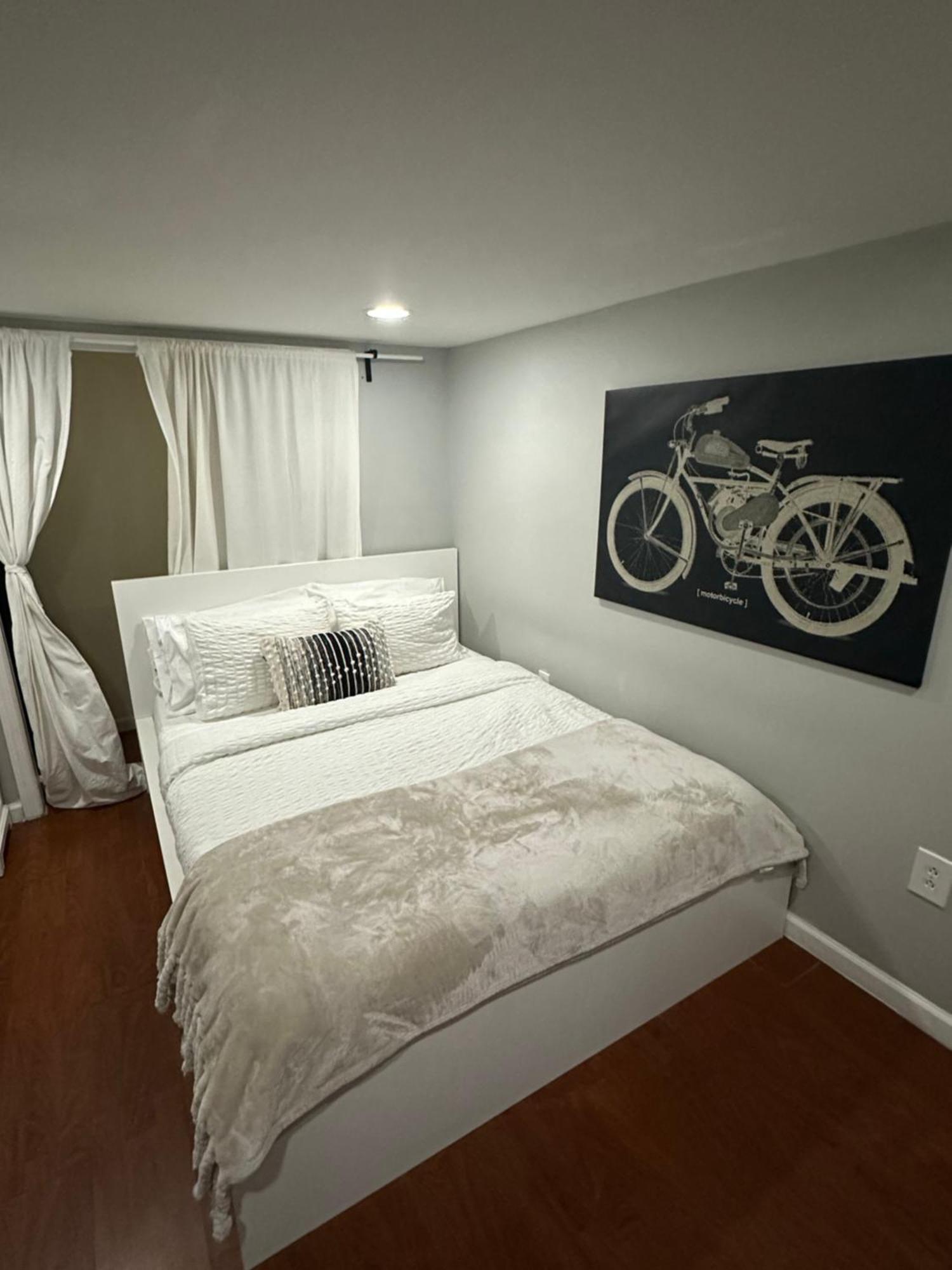 Appartamento Morris Park Area New York Esterno foto